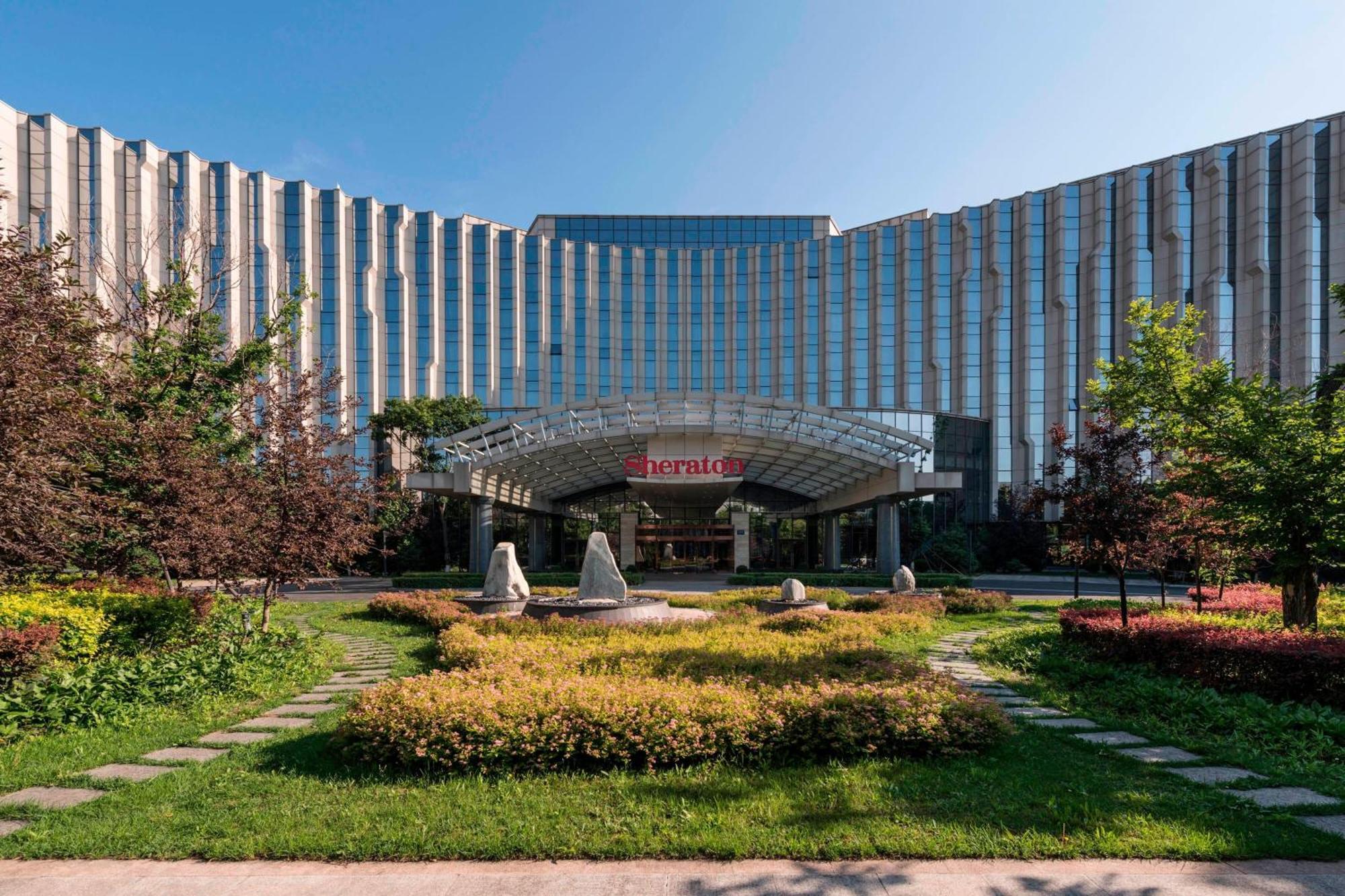 Sheraton Changchun Jingyuetan Hotel Экстерьер фото