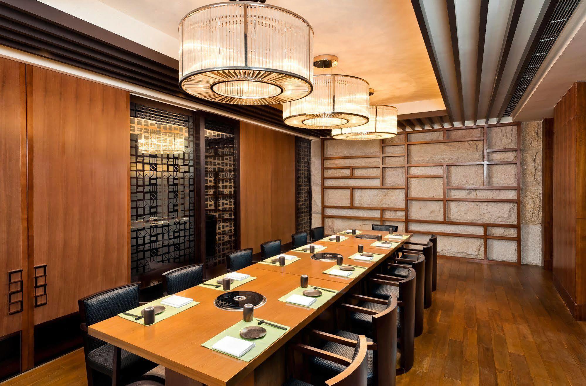 Sheraton Changchun Jingyuetan Hotel Экстерьер фото