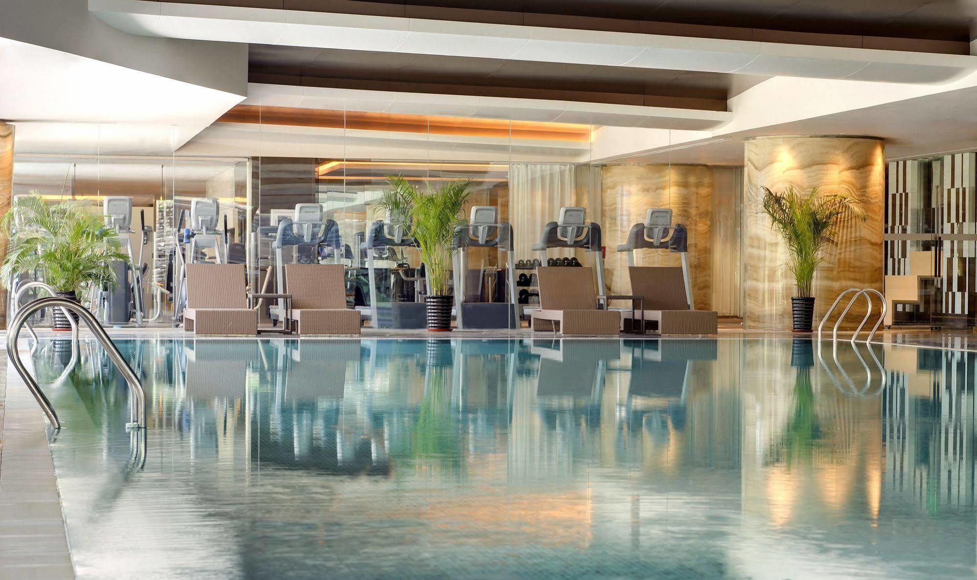 Sheraton Changchun Jingyuetan Hotel Экстерьер фото