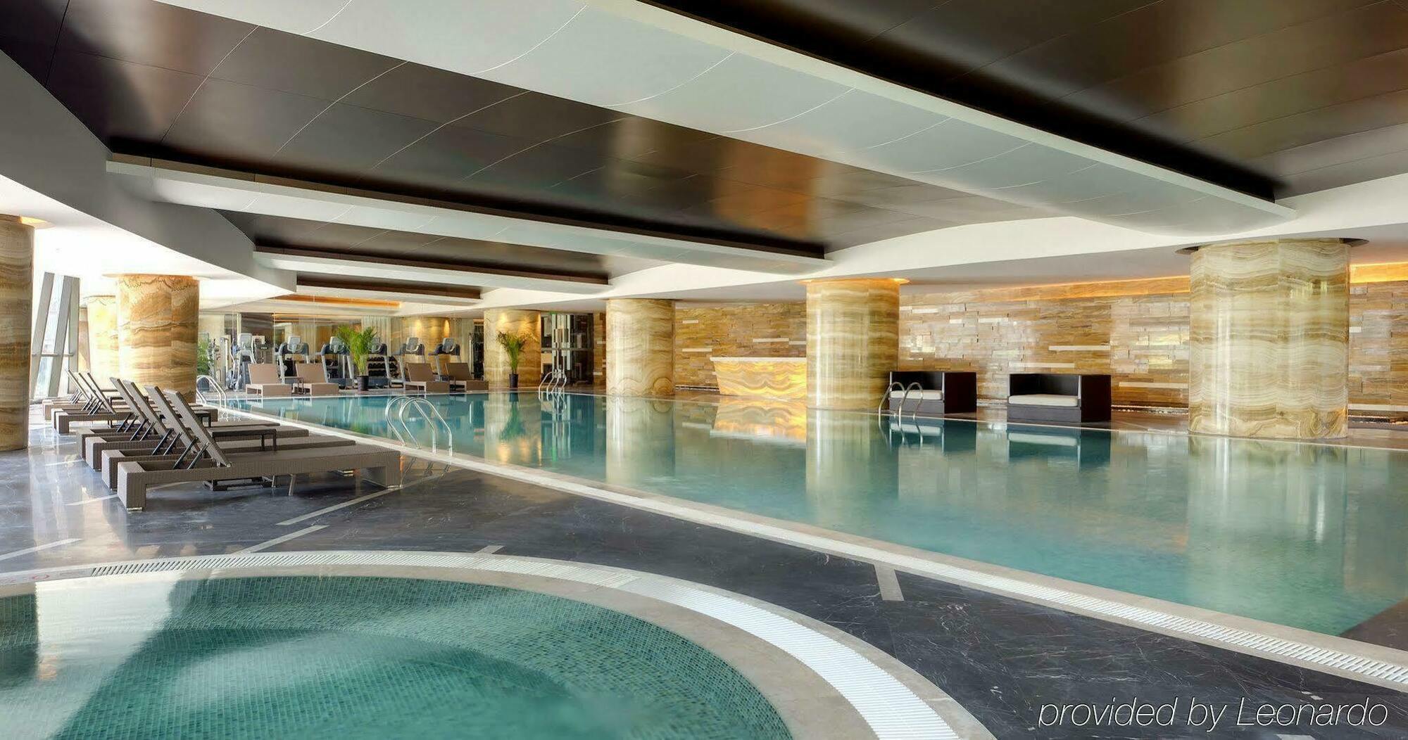Sheraton Changchun Jingyuetan Hotel Экстерьер фото